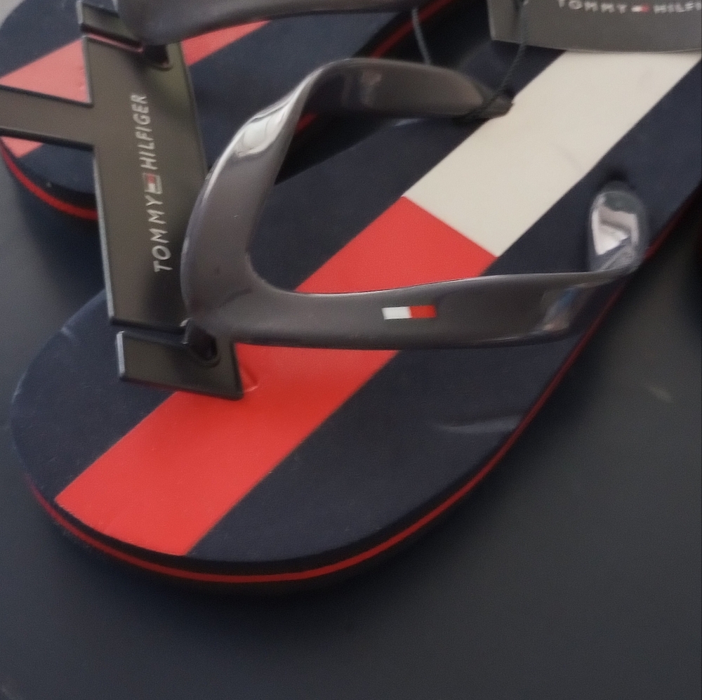 Tommy Hilfiger Flip Flop Kids Sandals Rubber Foam Logo Flag Colorblock.